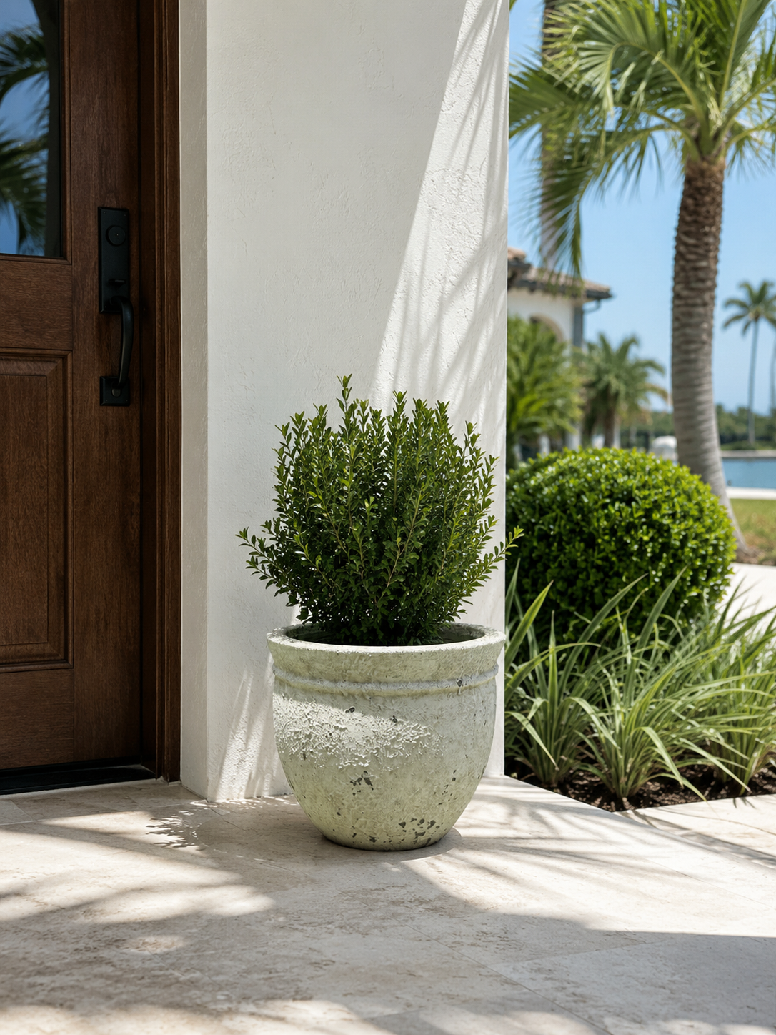 Coastal Ficonstone Planter – 11”H x 13”W