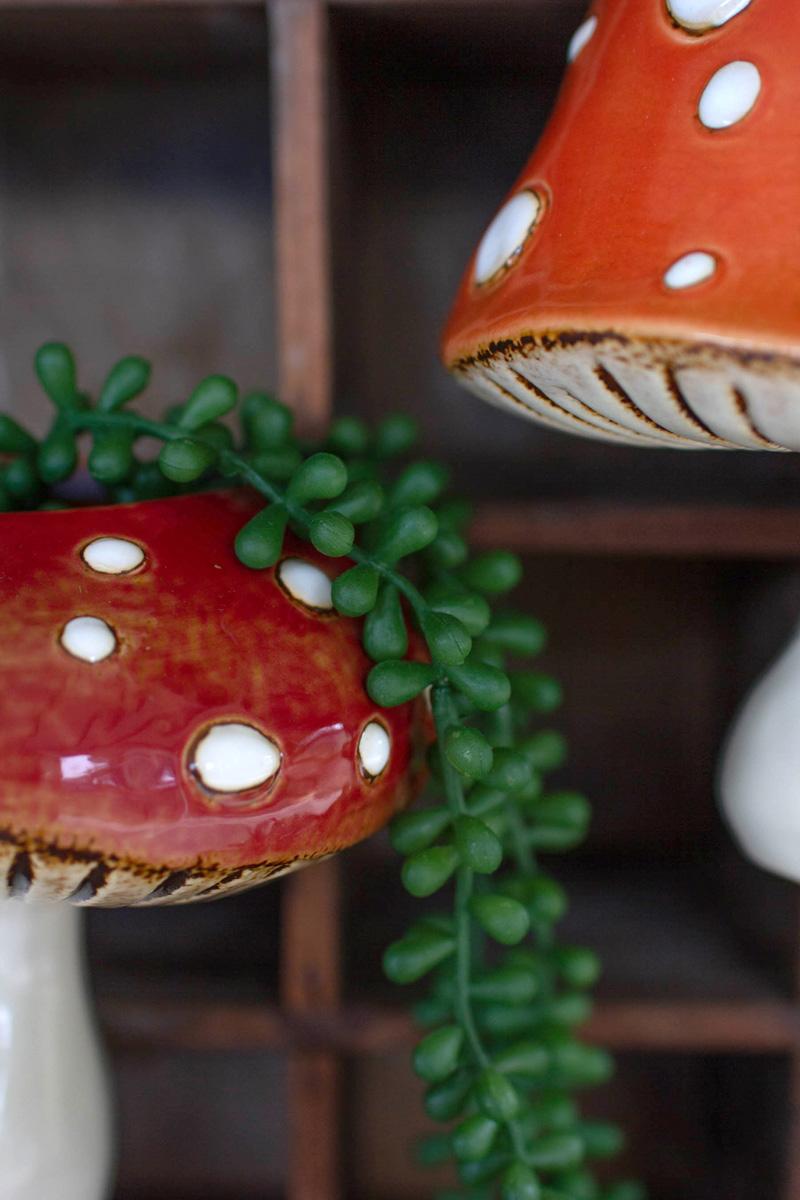 Set of two ceramic toadstool wall planters, additional view 4