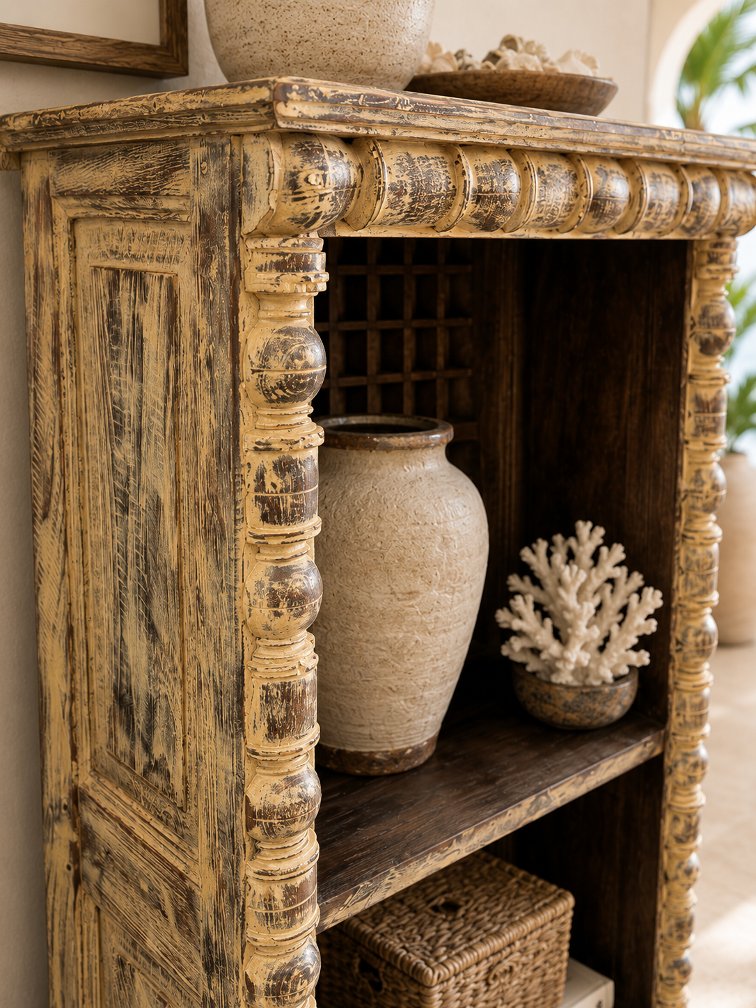 Jaipur spindle display bookshelf, additional view 3